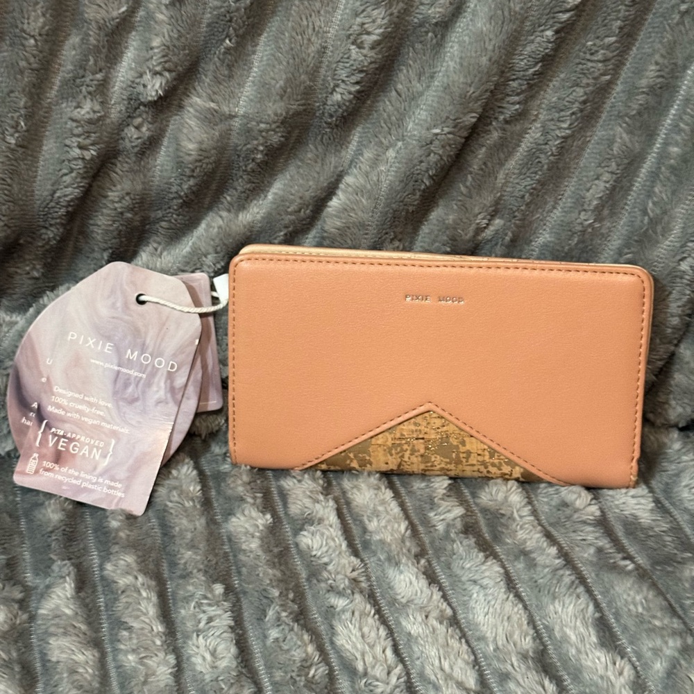 Pixie Mood SOPHIE WALLET - MISTY ROSE/METALLIC CORK NWT